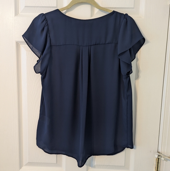 Sheer blouse - Picture 2 of 6